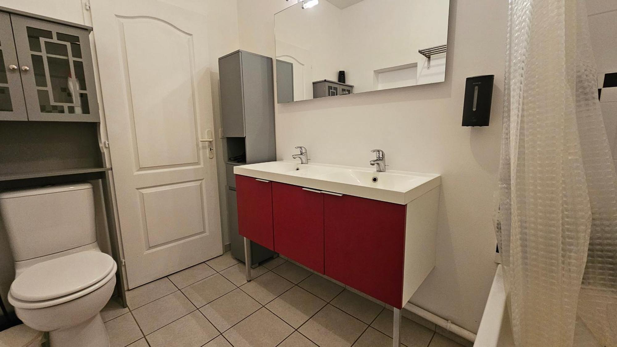 Bed To Rent - Maison Calme Avec Jacuzzi Sous Supplement Bordeaux Exterior foto